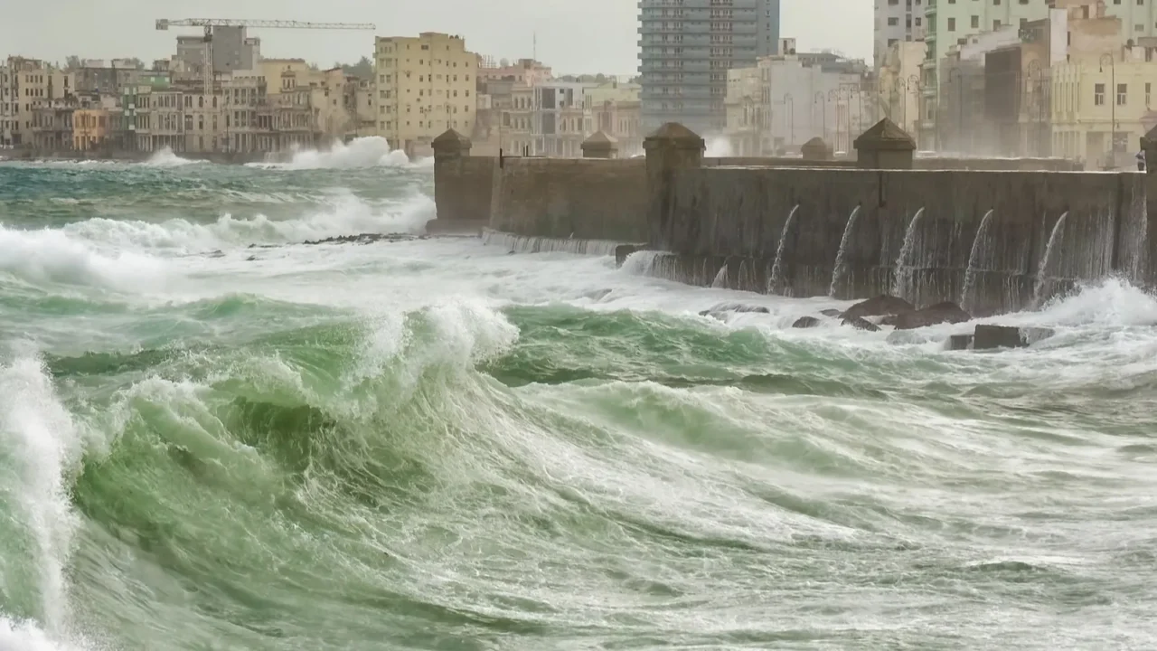 tropical cyclone in havana