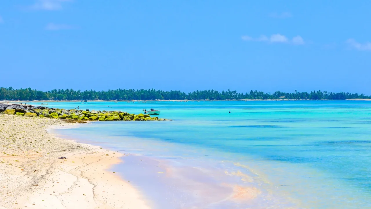tuvalu island paradise beach blue lagoon on pacific island sea