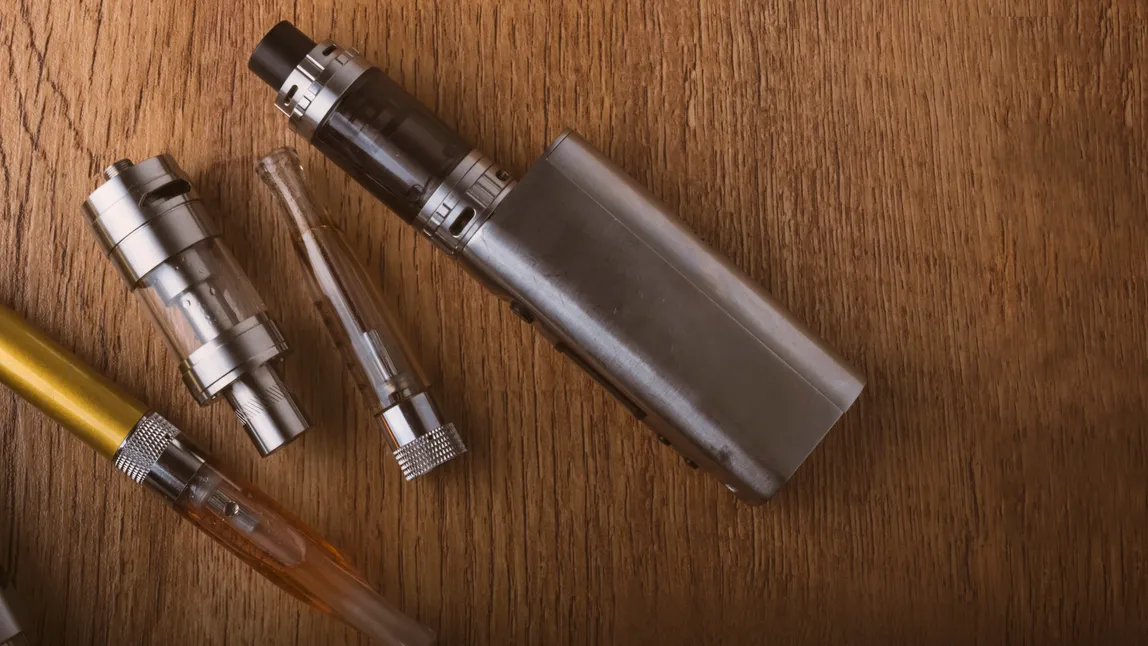 vape pen and vaping devices mods atomizers e cig e