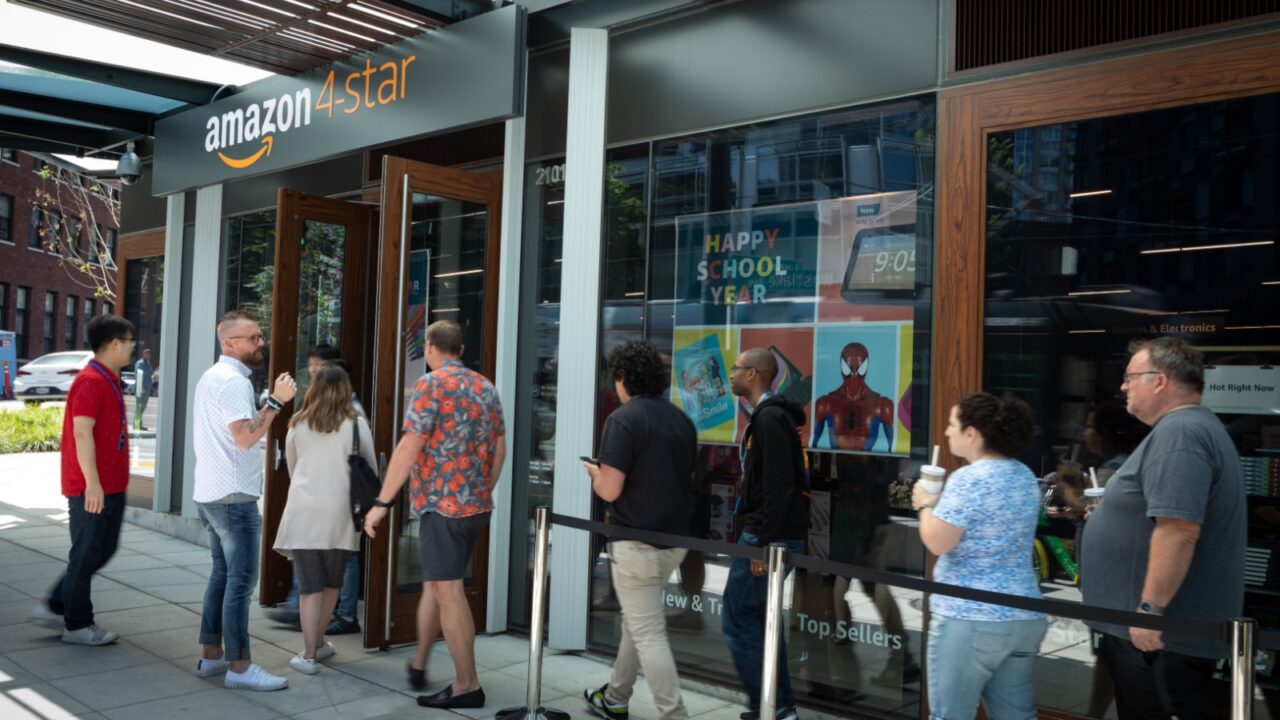 Seattle, Washington / USA - August 15 2019: Customers entering the "Amazon 4-Star"store on opening day, a physical retail location for top rated online products