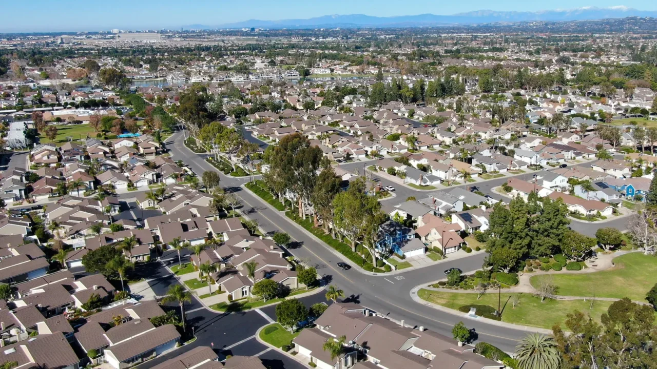 aerial view of residential neighborhood in irvine california