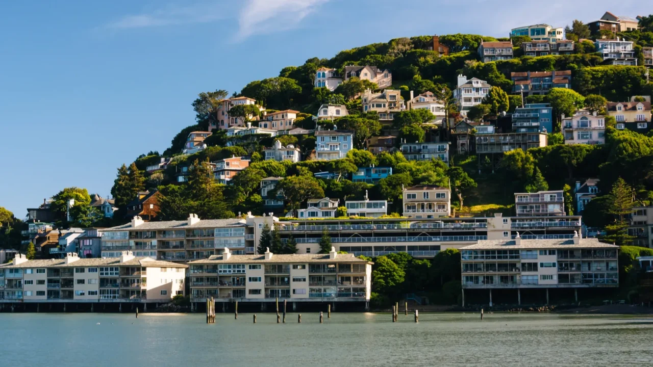 houses on a hillside in sausalito california