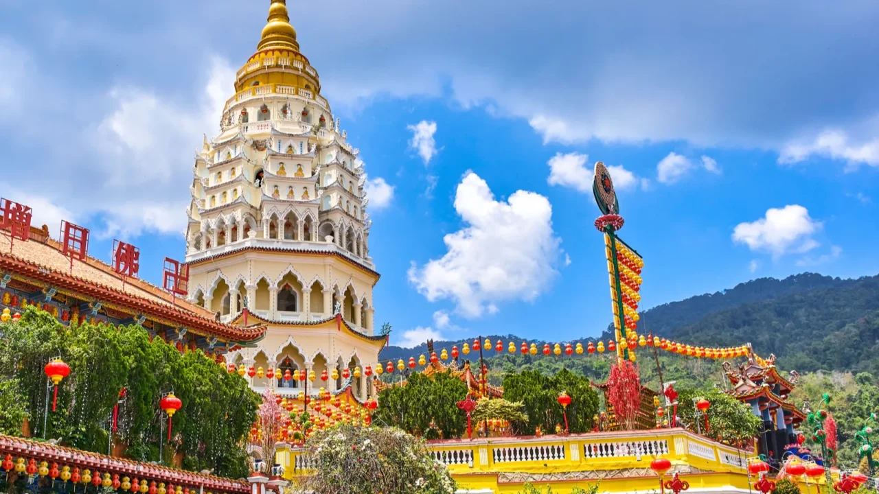 kek lok si temple on penang island georgetown malaysia