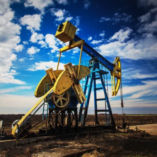 Trump says Texas will host the first new US oil refinery in 50 years