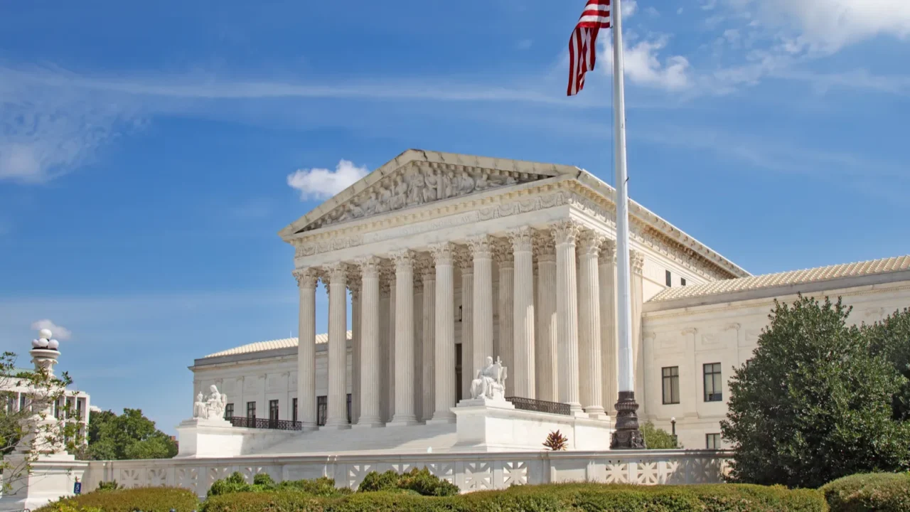 us supreme court building on the capitol hill in washington