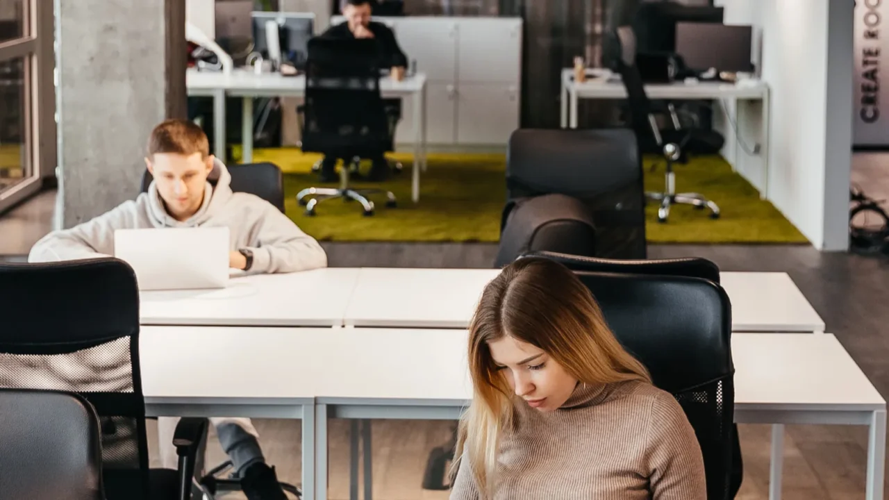 23112018 kyiv ukraine photo of young people working at a